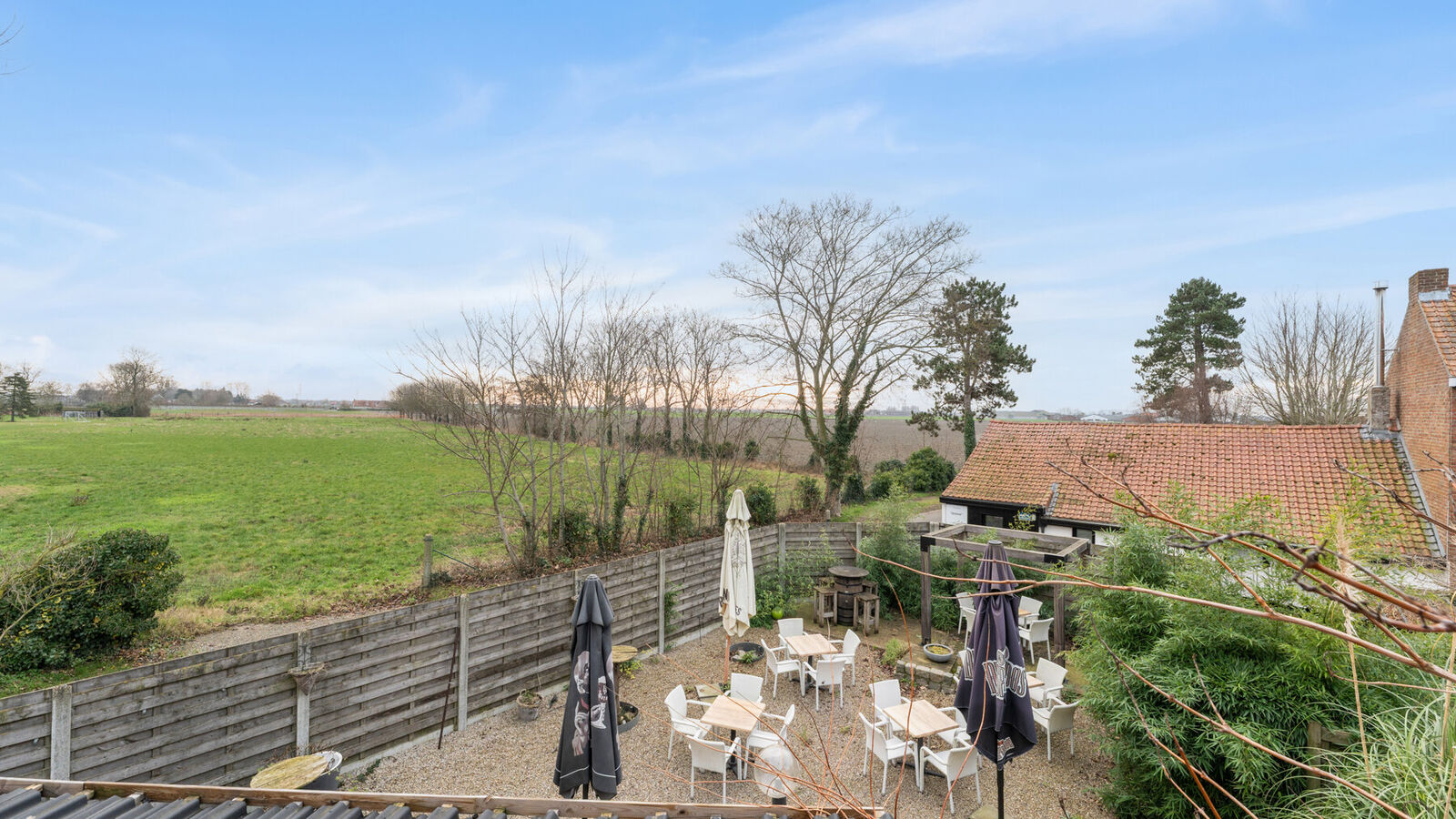 Commercial groundfloor for sale in Wulpen