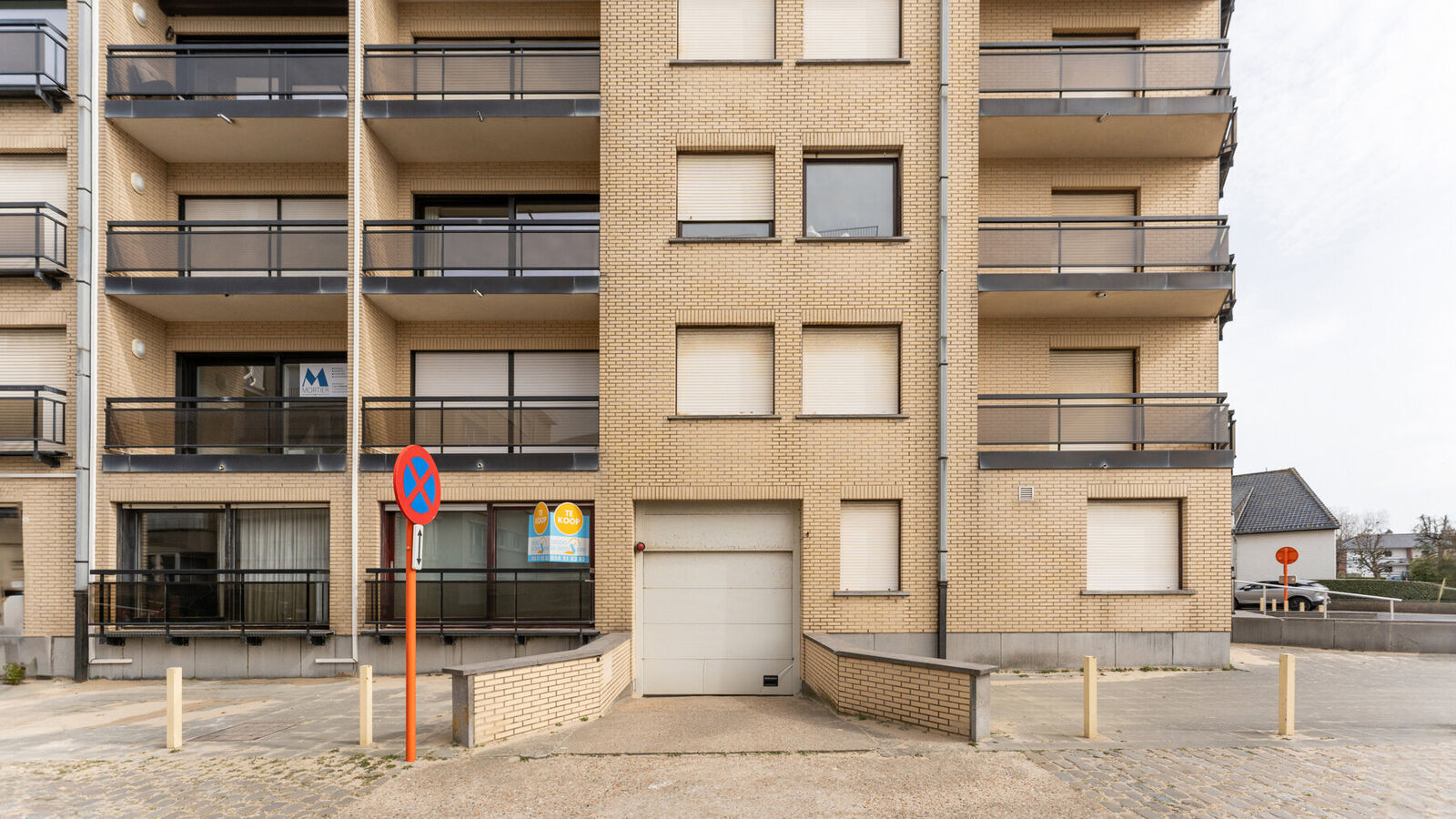 Garage (ferme) &agrave; vendre &agrave; Koksijde