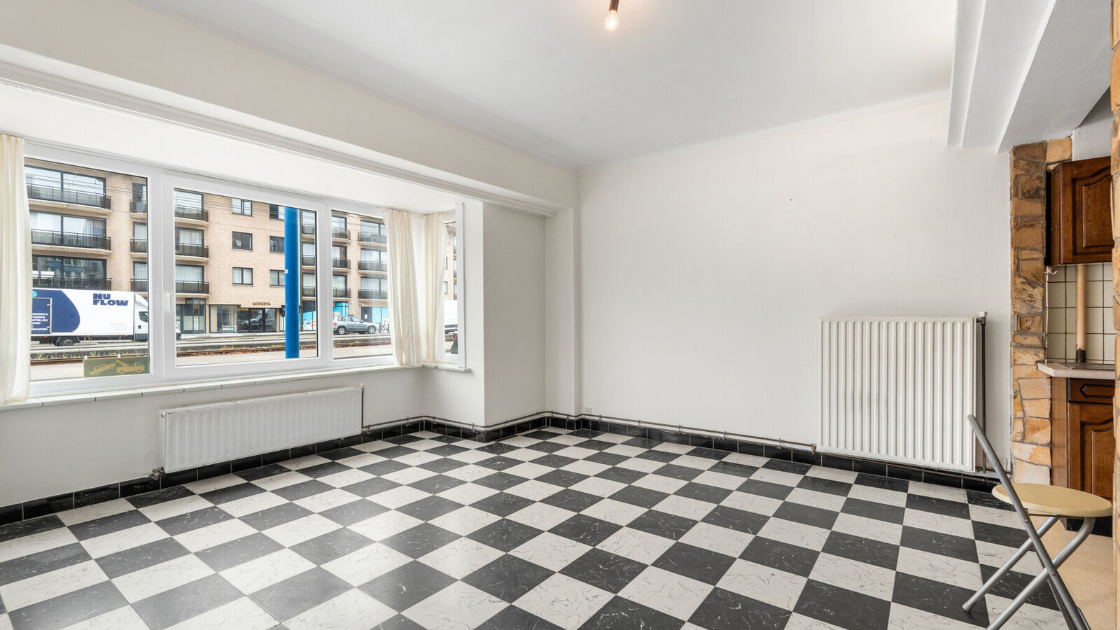 Gelijkvloerse verdieping te koop in Koksijde