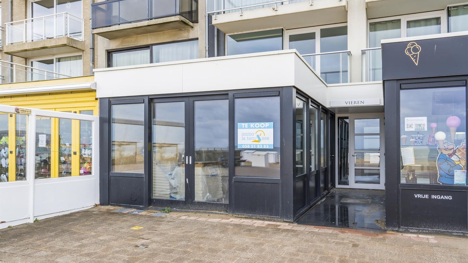 Individual shop for sale in Koksijde